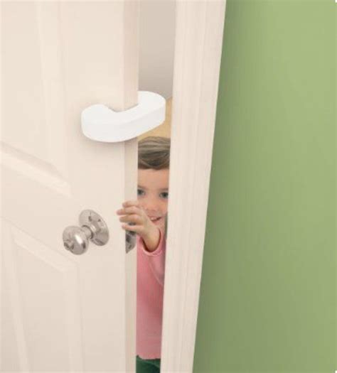 How do you baby proof door handles
